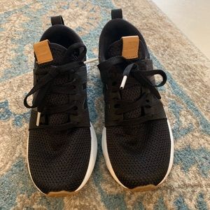 New Balance fresh foam - 8.5